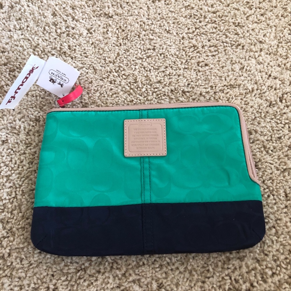 Coach tech case
